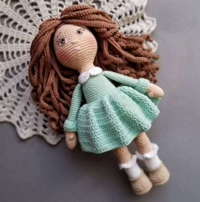 Doll ANYUTKA Crochet Free Pattern