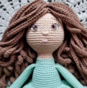 Doll ANYUTKA Crochet Free Pattern - Amigurumi Patterns